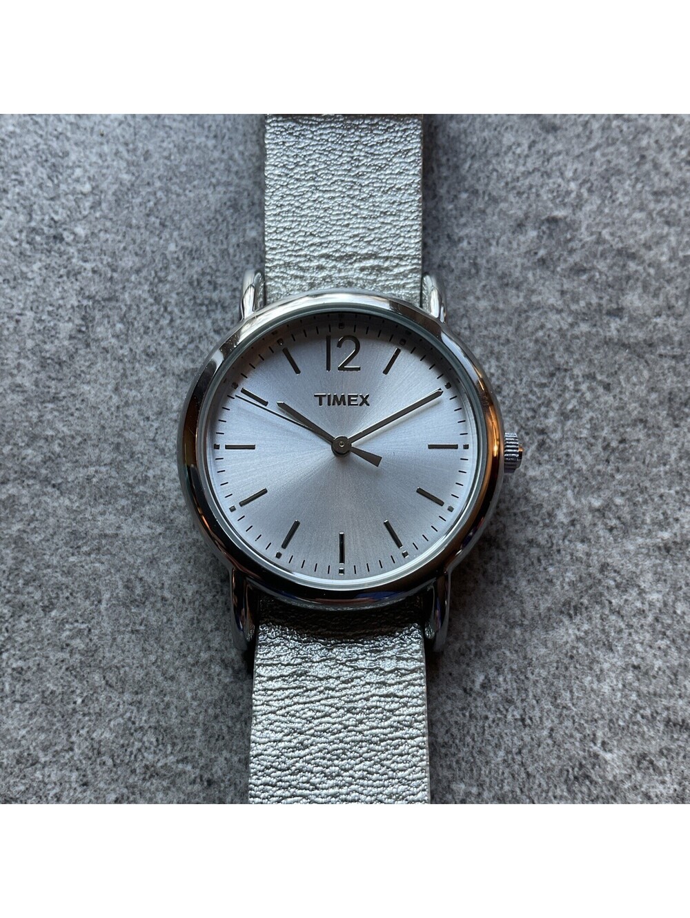 Timex T2P344 Women's 31mm Silver Tone Quartz Watch Silver Leather Band A10
